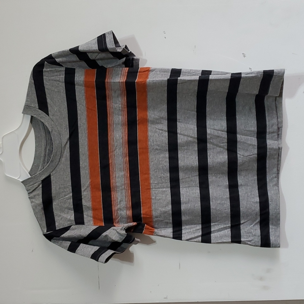 Never worn, boys tshirt